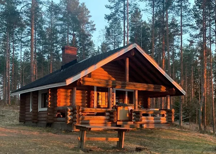 Kyyjaervi And Oy Кемпинг